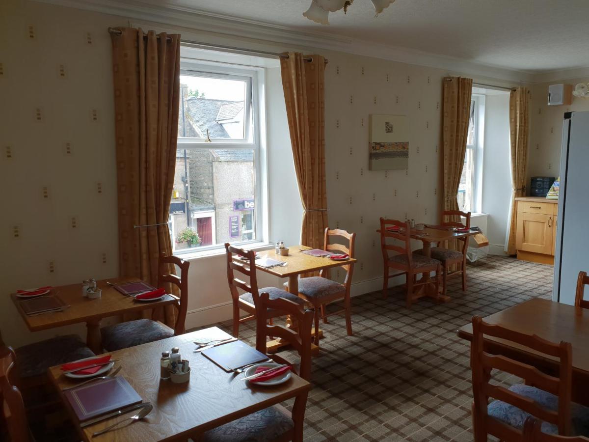 Commercial Hotel 阿尔内斯 外观 照片
